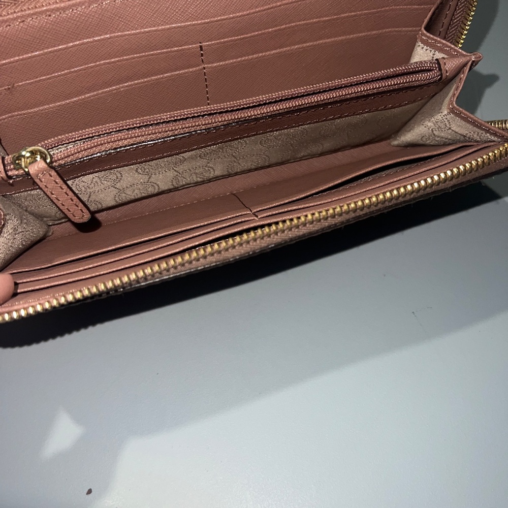Michael Kors Large Mauve Continental Wallet - Picture 6 of 6